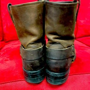 Frye 8r harness boots.  10.5d.